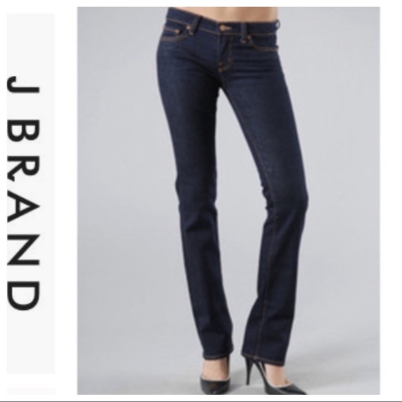 J Brand Denim - 💕SALE💕 J Brand Dark Premium Straight Leg Jeans